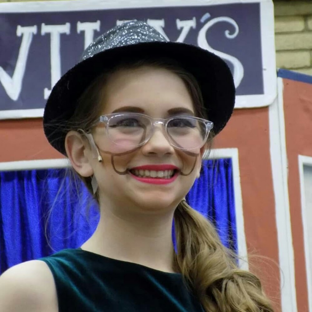 Meet your Posher, Julia's